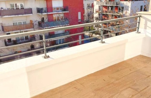 Saint-Denis Apartment | FRUITIERS3 : 4 BR with terrace and safe parking