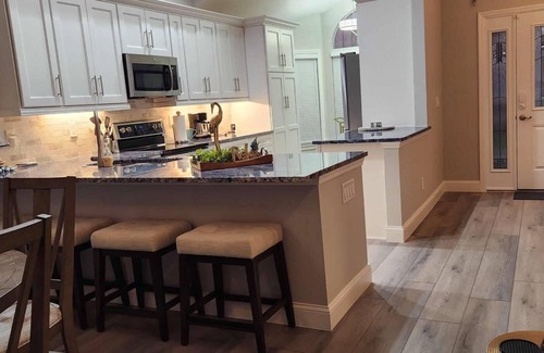 Iona House | Ft Myers: Remodeled 3BR/2BA in great golf and tennis gated community