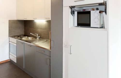 Vex House | Fuchsia by Interhome