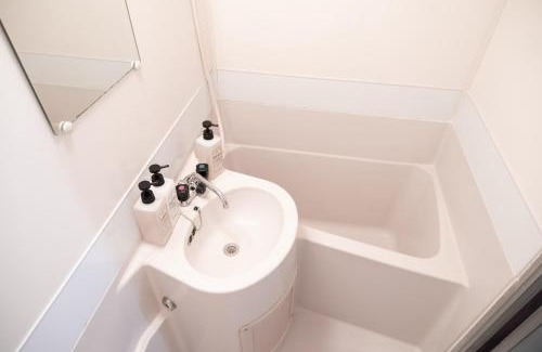 Susakiuramachi Apartment | Fukuoka Hakata Stay 1BR with Balcony, TV and Laundry