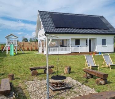 Gizycko House | Fuledzki Biały Domek - Mazury, Jacuzzi, Sauna, Giżycko