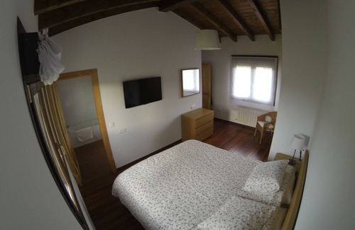 Meluerda House | Full house for 6 people in Ribadesella, excellent location, beach and mountain.