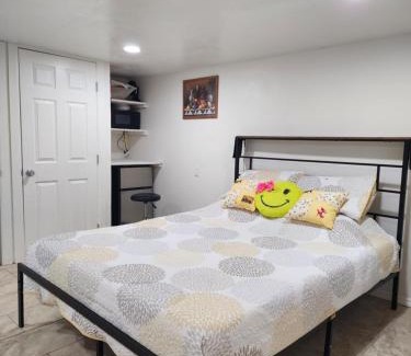 Bisbee House | Full House or Studio Suite with Breath Taking Views in Old Bisbee