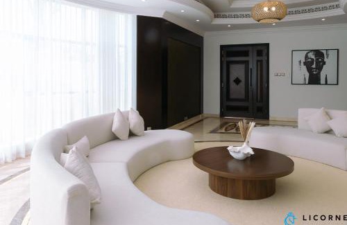 Jumeira 3 House | Full Moon Guesthouse