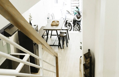 District 1 House | Full Private house - 3mins walk to Bui Vien