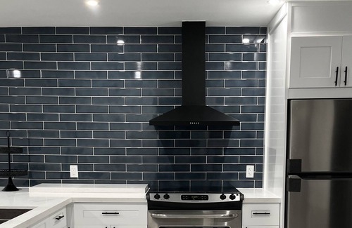 Driftwood House | Full RENOVATED - Close to MI FL!! Near to Hard Rock Casino