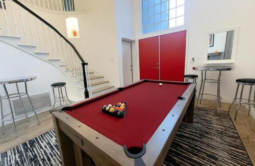 Sunset Park Villa | Fullerton House with Backyard - Short Drive To Disneyland