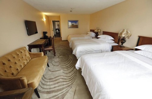 Niagara Falls Hotel | Fullerton Manor Inn