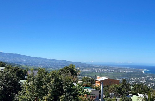 Les Avirons Apartment | Fully-equipped, comfortable accommodation with magnificent panoramic sea and mountain views