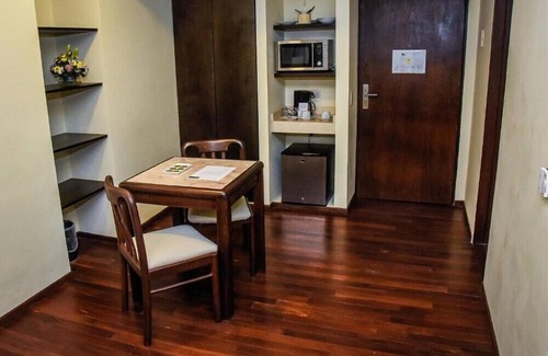 El Centro Hotel | Fully-equipped Junior Suite Ideal for Couples Buenos Aires