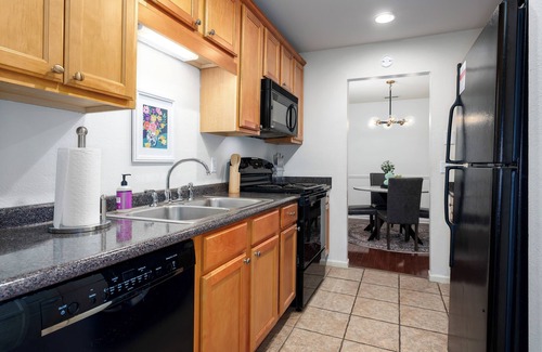 Meadowbrook Condo | Fully Furnished 2BR/2BA Condo off Hwy 280/Free Onsite Parking