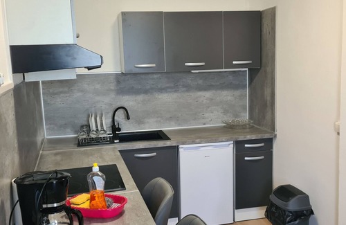 Les Abymes Apartment | Fully furnished and air-conditioned apartment