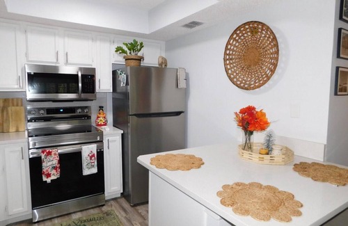 Port Saint Lucie Apartment | Fully furnished, cozy Florida apartment — available for 6 months to 1 year.