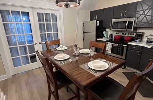 Downtown Minneapolis Condo | Fully Furnished Condo at the Heart of U of M