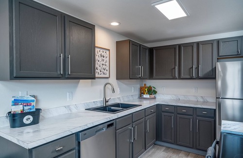 Kalispell Apartment | Fully furnished king suit one bedroom apartment.