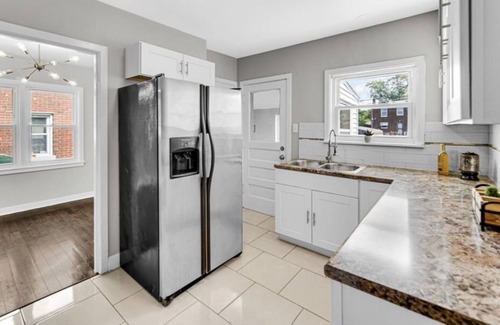 Gary House | Fully furnished! Newly Updated 2Br/1Bath with Big Back and Front Yards!