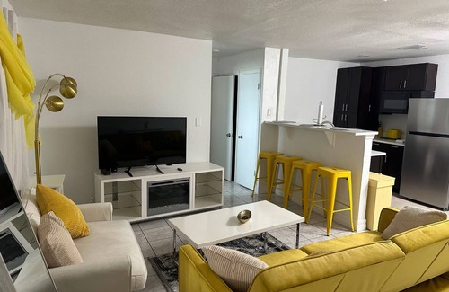 Oak Ridge House | Fully Furnished Orlando Family Vacation 3Br/2bath