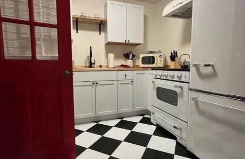 Nashville House | Fully remodeled home in Berry Hill
