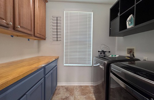 Buena Ventura Lakes House | Fully renovated 3-bedroom townhome Kissimmee - Close to theme parks and airport