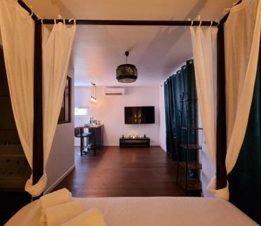 Le Castellet Ski Chalet | Fully renovated Chalet privatif suite romantique love balneo