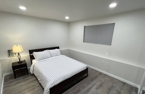 Bothell House | Fully Renovated Private Suite in Beautiful House