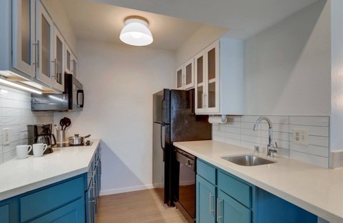 Sunnyvale Hotel | Fun Day at LEGOLAND Discovery Center! Spacious 2BR Unit w/Free Breakfast, Pool!