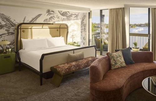 Hunt Club Hotel | Fun-Filled Family Escape with Sports Amenities and Resort-Style Pools