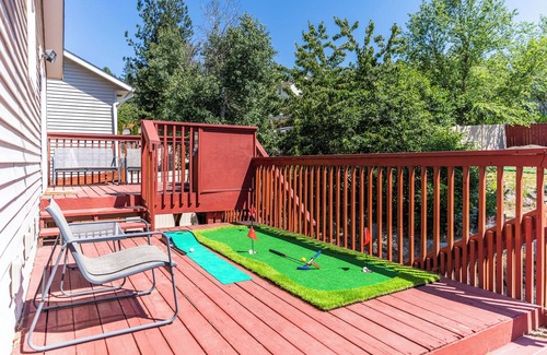 Spokane House | Fun home! Gameroom, playground, near hospitals, 5mi downtown 9mi GEG 4mi Gonzaga