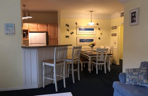 Kissimmee Villa | "FUN IN THE SUN" 2 Bedroom Villa on First Floor