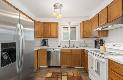 West Bench House | Funky 3BR in Central Boise