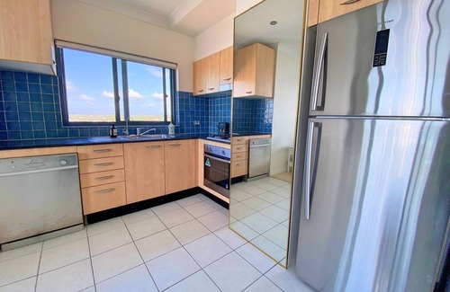 Cronulla Apartment | Furnished 1 Bedroom 11th Floor, Ocean & Bay View Apartment