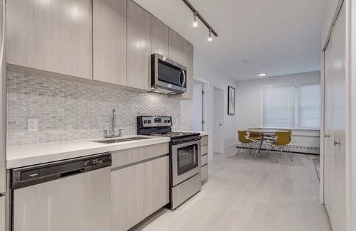 West End Apartment | FURNISHED 2 BEDROOM IN 1425 HARO - PET FRIENDLY