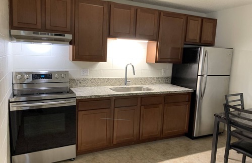 Rincon Heights Apartment | Furnished 2bd/2bth Apt walking distance from UofA