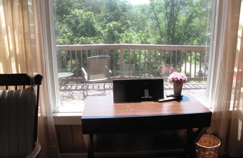Talcott House | FURNISHED 3 BEDROOM WV VACATION HOME