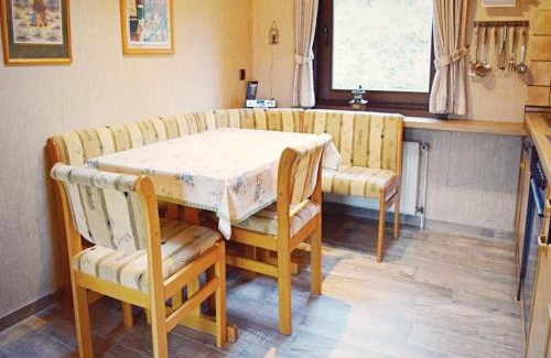Feriendorf Hennesee House | Furnished Bungalow With Peaceful Neighbourhood