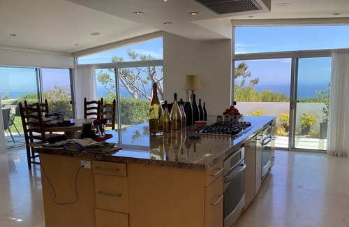 Malibu House | Furnished & Equipped Malibu Luxurious Panoramic Oceanview Vacation Home