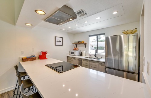 Palm Desert Condo | Furnished Patio + Resort Pools: Palm Desert Condo