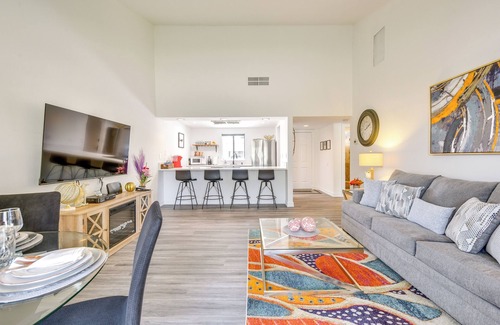 Palm Desert Apartment | Furnished Patio + Resort Pools: Palm Desert Condo