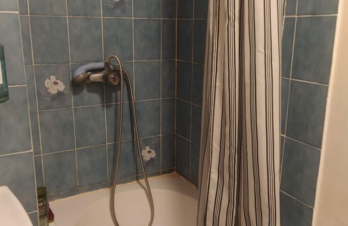 Bonneveine Apartment | Furnished T2 apartment with private parking by the beach