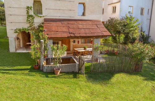 Trostberg Apartment | Fürstenpalais holiday apartment in the tower of Schedling Castle near Lake Chiemsee