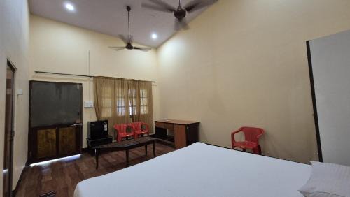 Sernabatim Hotel | Furtado Beach Cottages