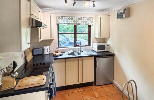Woodbridge House | Fuschia Chalet