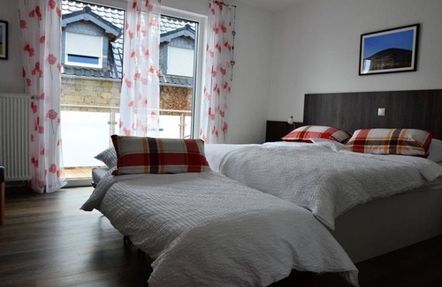 Ettringen Bed & Breakfast | Gästehaus Am Hochsimmer - Double Room Shower/WC Balcony