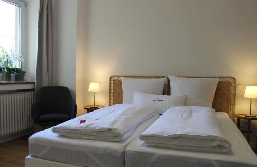 Kernstadt House | Gästehaus Friedrichstraße - ruhiges Zimmer mit Bad