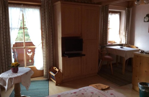 Ettenhausen Apartment | Gästehaus Hächer