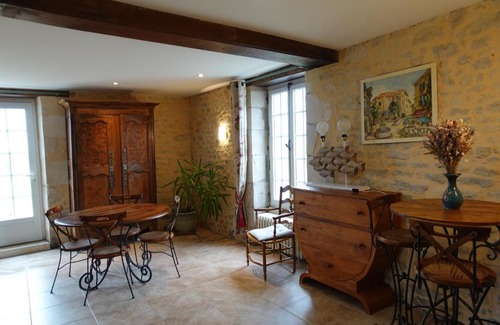 Foussais-Payre House | Gîte 4 étoiles avec hébergement insolite - 10 personnes