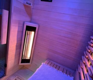 Orleans Apartment | Gîte 4 étoiles - Sauna & Balnéo jacuzzi privatifs