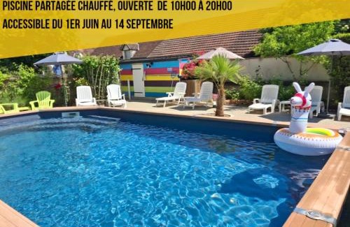 Saint-Georges-sur-Cher Apartment | Gîte 4 pers, Jacuzzi privatif & Piscine & Lit cabane