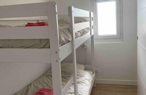 Beziers Apartment | Gîte 4p avec piscine sur domaine 3Ha