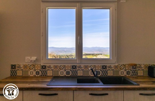 Saint-Etienne-sur-Usson House | Gîte 63g1648 - Saint Etienne SUR Usson